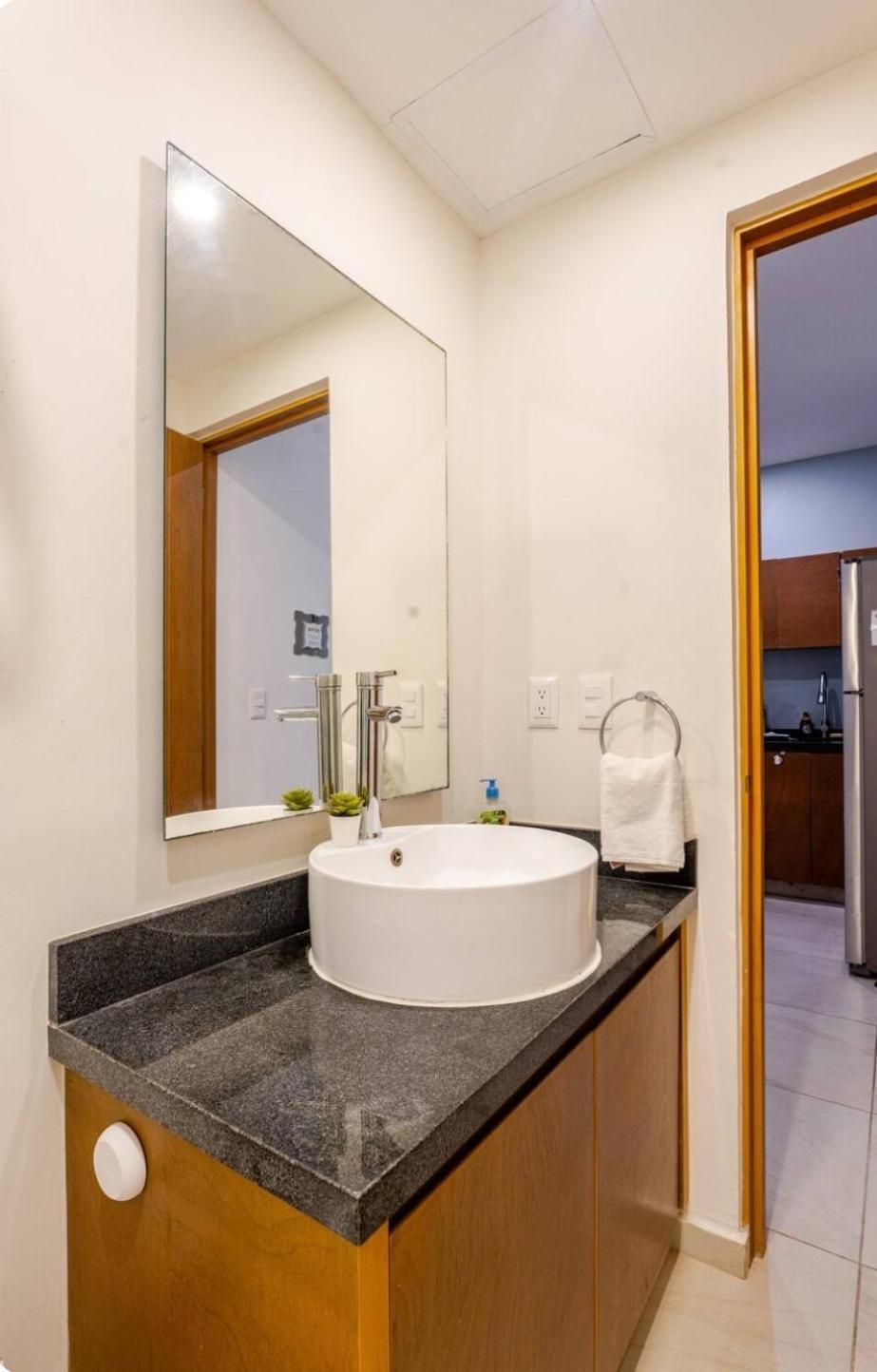 Modern 1 Bedroom Suite By Beach Great Location! Пуэрто-Морелос Экстерьер фото