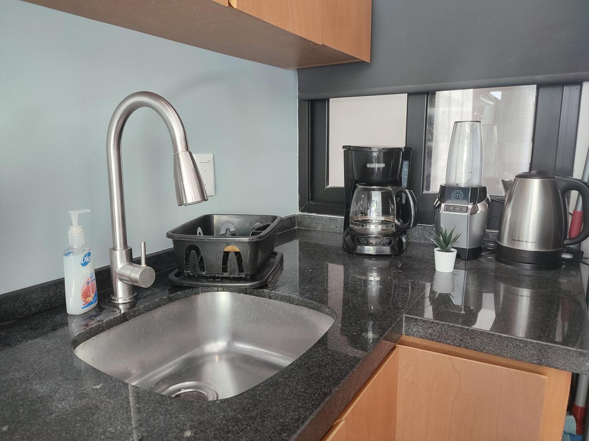 Modern 1 Bedroom Suite By Beach Great Location! Пуэрто-Морелос Экстерьер фото